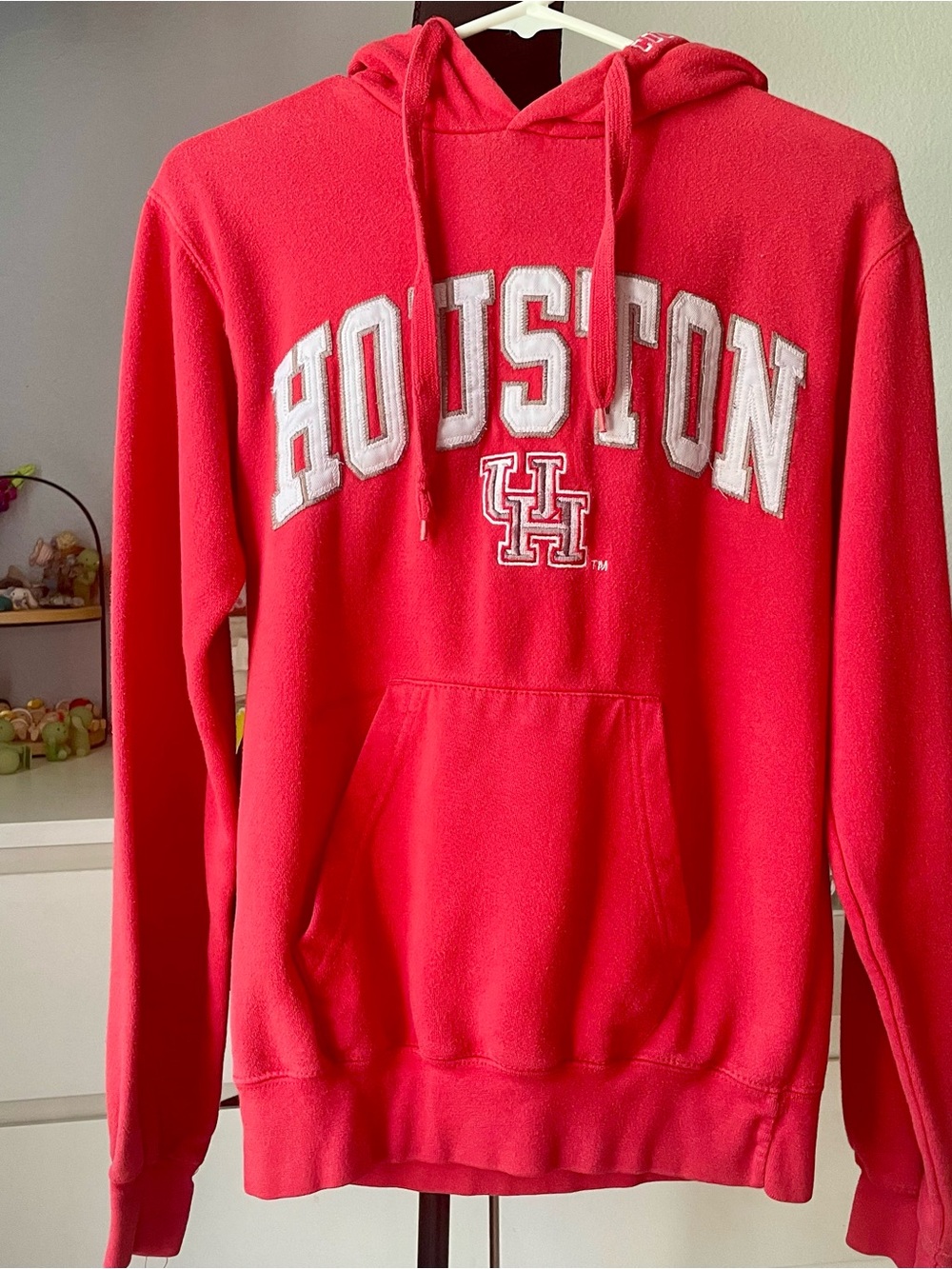 University of Houston Red Pullover Hoodie with Logo Unisex Adult Size Small